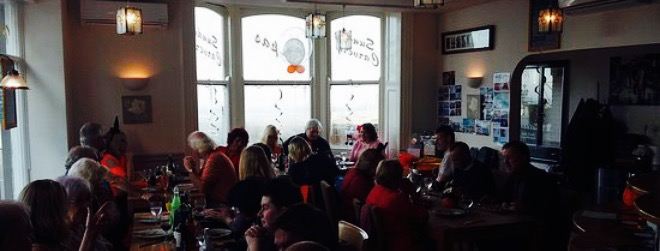Charlie's Bistro- Family Restaurant & Bar