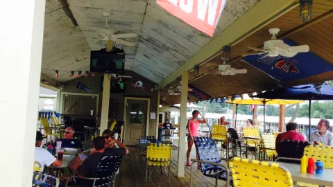 Quarterdeck Lakeside Dining in Delaware County