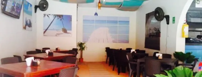 La Playa Restaurante - Bar