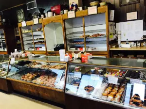 Chester's Pastry Pantry Bakery