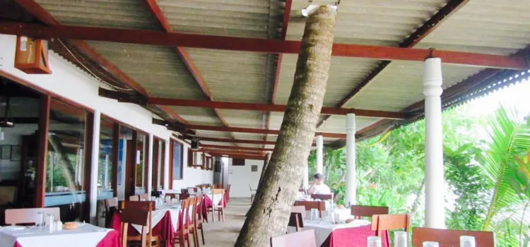 Paradise Beach Club Restaurant