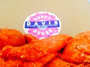 Davis Donut House