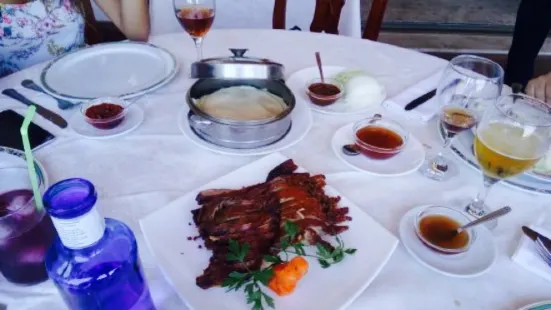 Restaurante asiático Xin