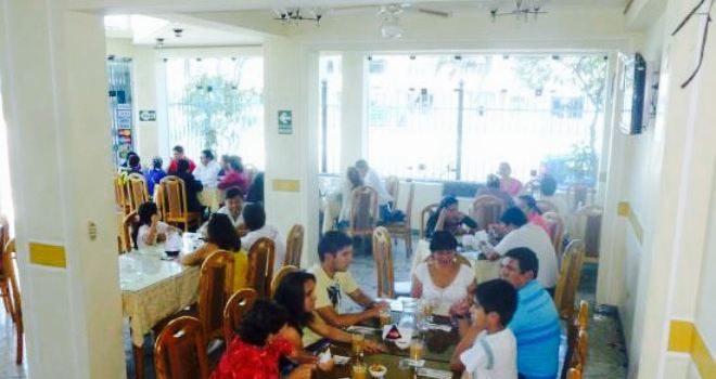 La Perla de las Flores Restaurant