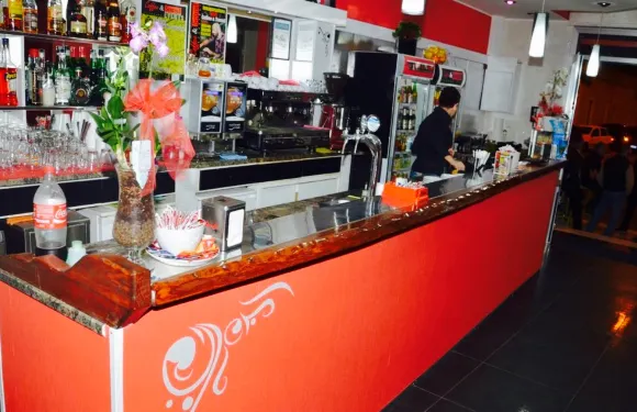 Coffee & Sound Lounge Bar