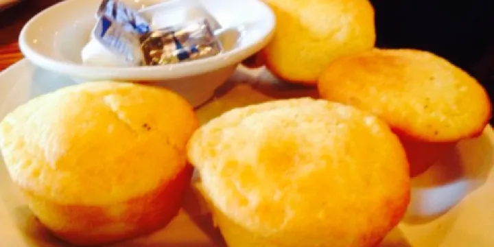 Cracker Barrel Old Country Restaurant