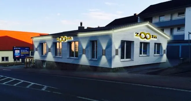 Zoom Cafe & Restaurant