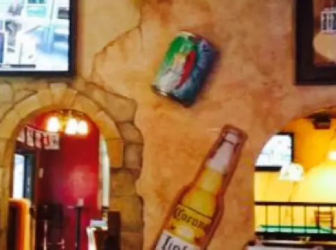 Lit'l Bit Bar & Grill