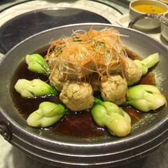 SHI ZI LOU User Photo