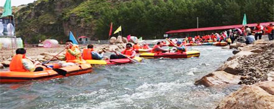 Liuhe River Rafting