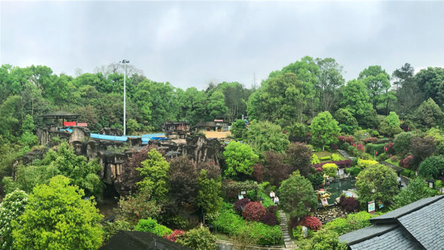 Ningxiang Hagtang Purple Dragon Bay Hot Spring Resort Area