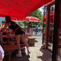 Hooters ảnh của người dùng