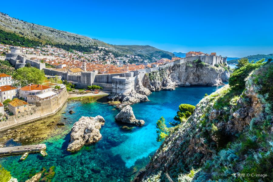 Sioux Falls to Dubrovnik Flights