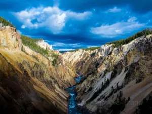 Brink of Lower Falls