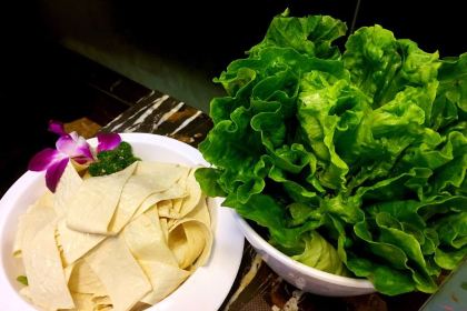 Zui Ba Xian Kao Yu ( China World Trade Center )