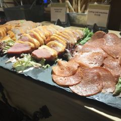 廣州希爾頓逸林飯店·OPEN開·海鮮自助餐張用戶圖片