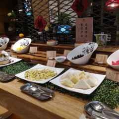 阿弥陀佛大饭店(福州浦上店）·中和艺素餐厅(金山正祥广场店) User Photo