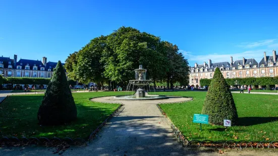 Place des Vosges