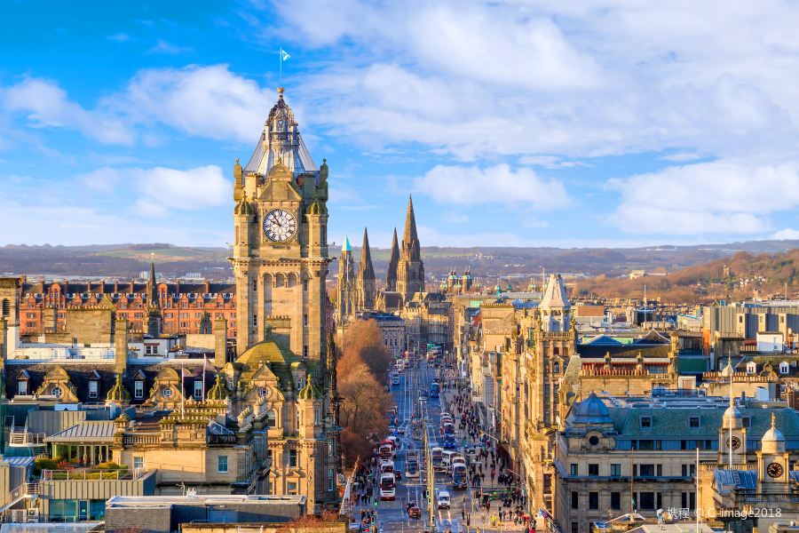 Manchester to Edinburgh Flights