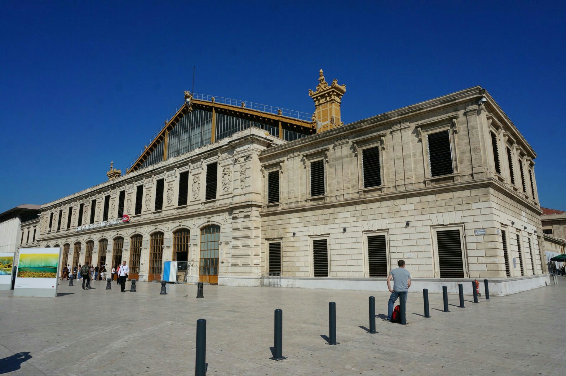 Navette marignane marseille st charles