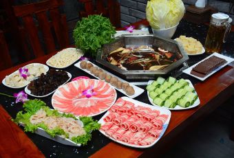 唯爱回转式自助火锅(正龙路店) User Photo