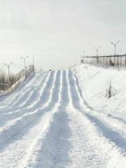 東飛滑雪場