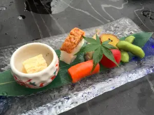 鳥彌三