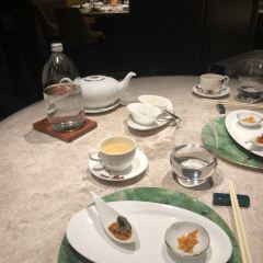 Ying Jee Club User Photo