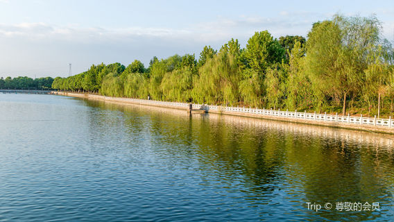 Pengdun Idyllic World