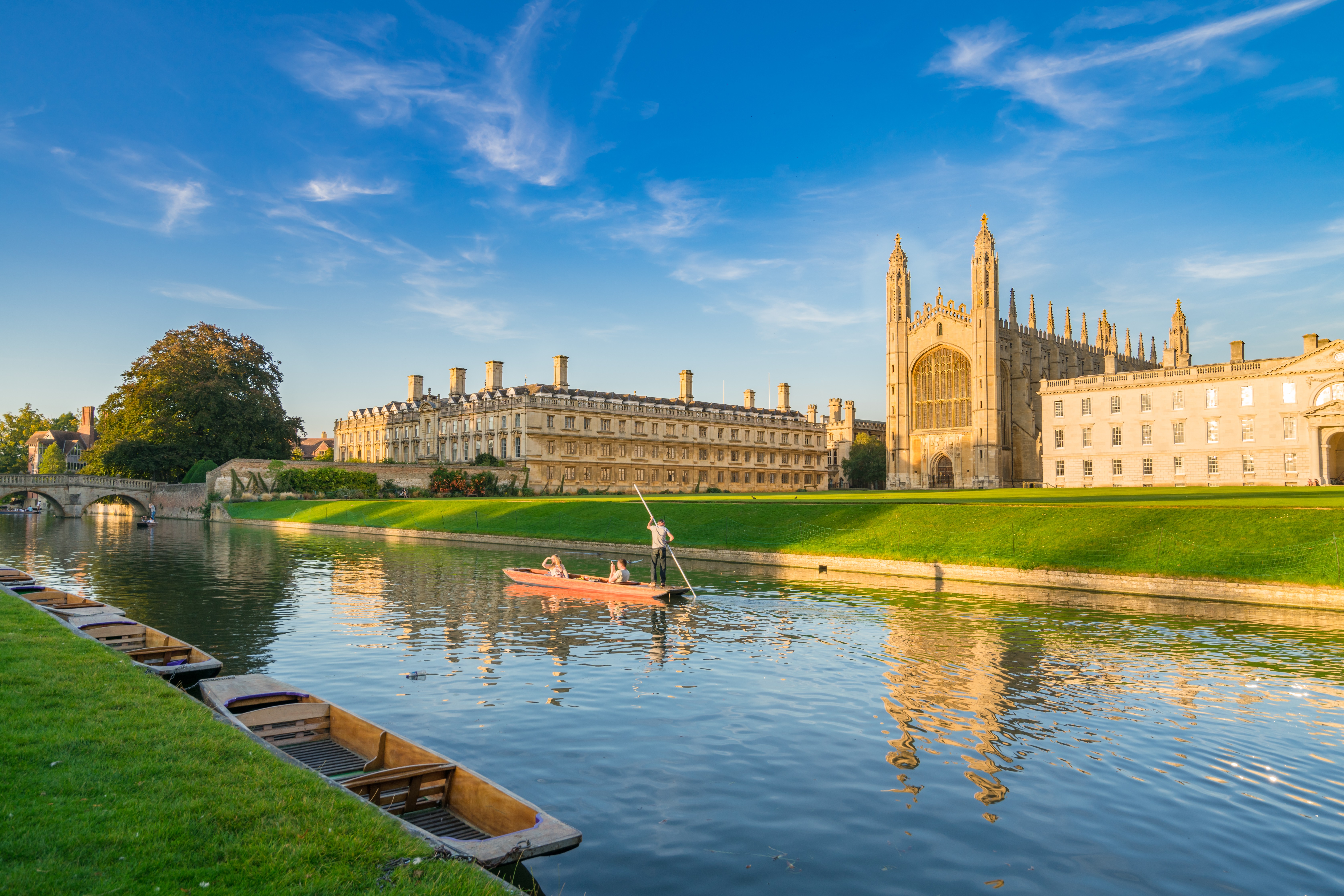Cẩm Nang Du Lịch Cambridge 2025: Điểm tham quan không thể bỏ qua, ẩm thực phổ biến, khách sạn, tuyến phương tiện đi lại (cập nhật vào tháng 6)