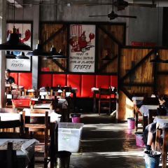 BIG CRAWFISH HOUSE User Photo