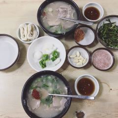 Daegeon Myeongga Dwaeji-gukbap User Photo