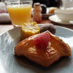 The Anandi Hotel and Spa Shanghai·mijingxicantingzizhucan User Photo