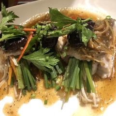 Chanrey Tree Restaurant 여행 사진