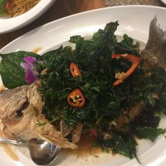 Chom Cafe and Restaurant User Photo