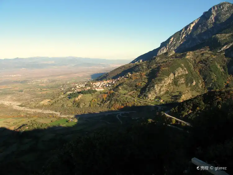 Hotels in Ayia Trias