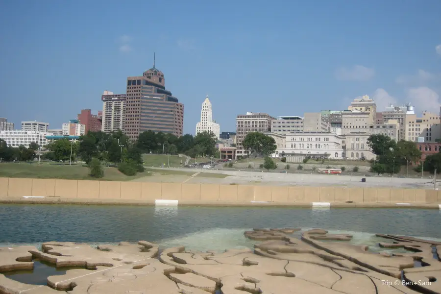 Mud Island River Park