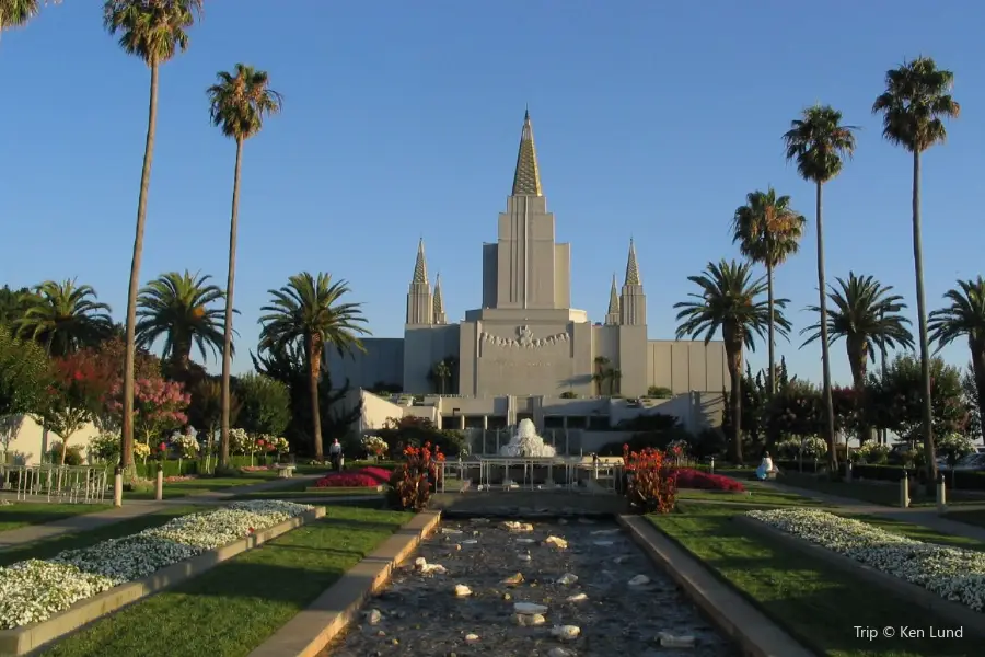 Oakland California Temple