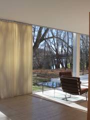 Farnsworth House