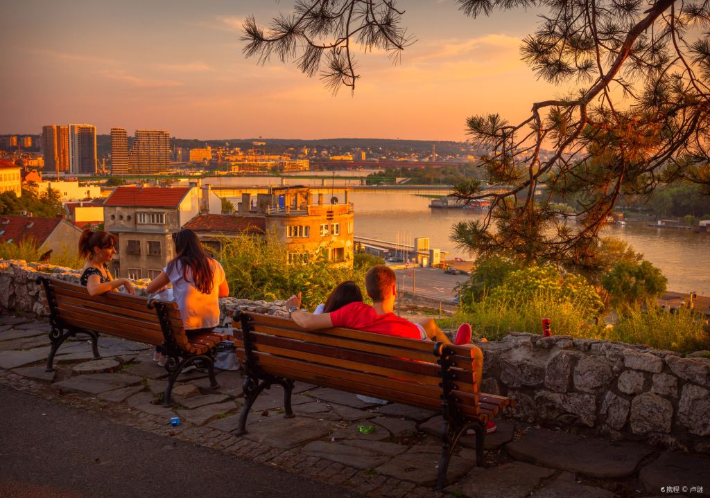 塞爾維亞一日遊【7人精品小團｜中文司導｜經典線路｜純玩包車】