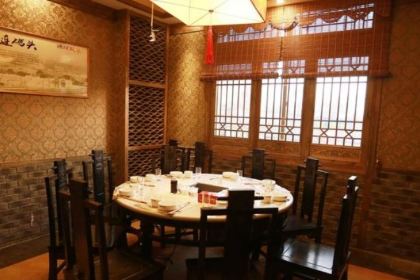 码头故事火锅(育才路店)