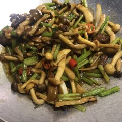 XIAO CAI YUAN ảnh của người dùng