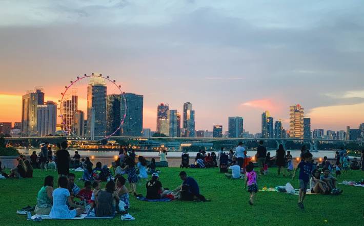 visit singapore free activities