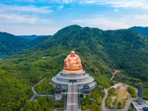 Xuedou Temple