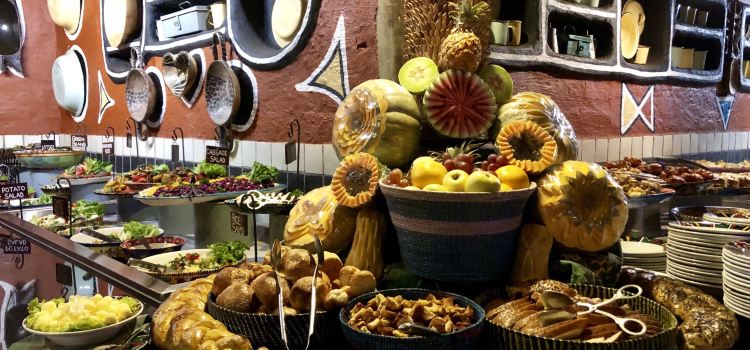 The Boma - Dinner & Drum Show