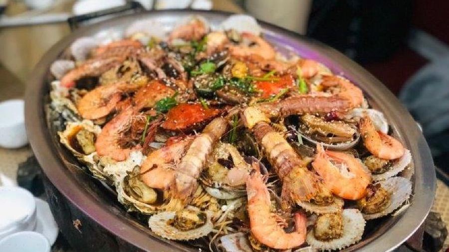 YU YUE JIA SEAFOOD BARBECUE CITY