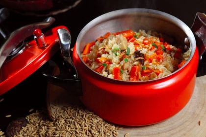 Linjia Minnancai Baozhou Road Branch