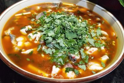 何老幺鲜鱼府(绵阳店)