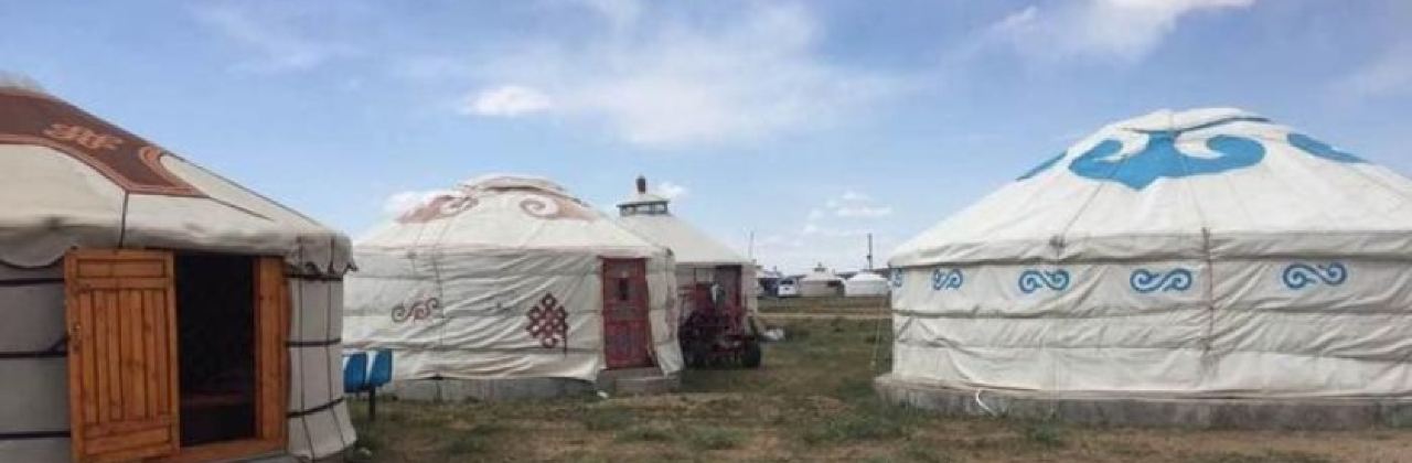 希拉穆仁草原乌日娜餐包