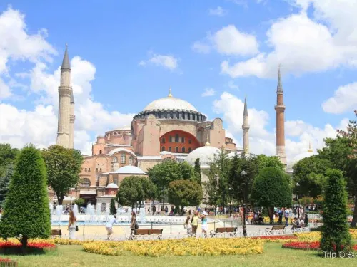 A Guide to Instanbul's Hagia Sophia Museum
